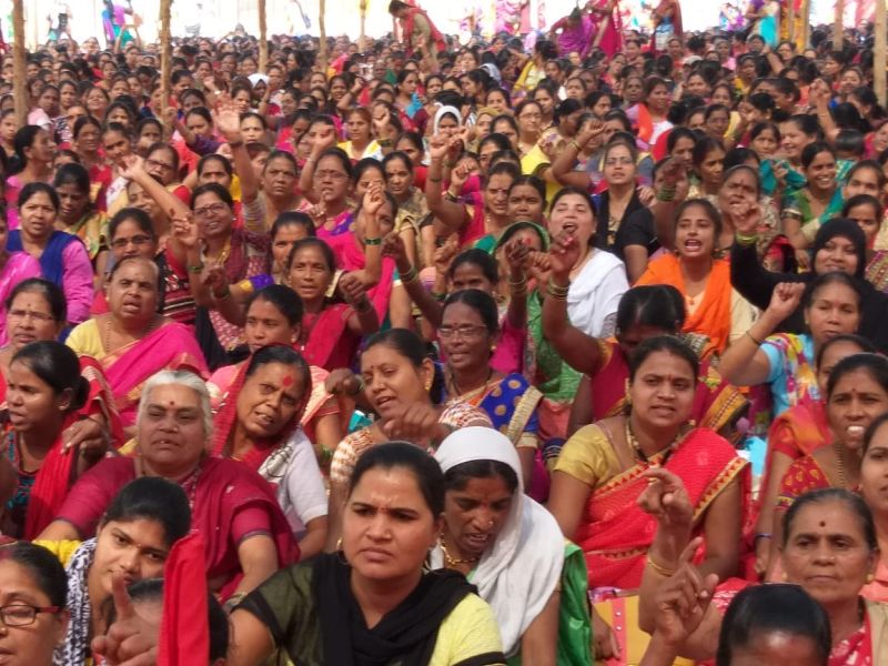 Mumbai : JailBharo agitation of Anganwadi workers in Maharashtra | अंगणवाडी कर्मचाऱ्यांचा राज्यभर जेलभरो, मानधन वाढवण्याची मागणी