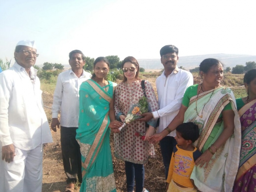 Make organic farming- Anjali Tendulkar's appeal to Karanjit farmers | सेंद्रीय शेती करा-अंजली तेंडुलकरचे करंजीत शेतक-यांना आवाहन
