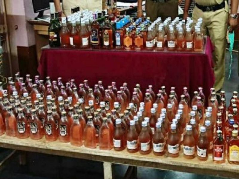 Seven lakh domestic and foreign liquor seized in Amravati district | अमरावती जिल्ह्यात सात लाखांची देशी व विदेशी दारू जप्त