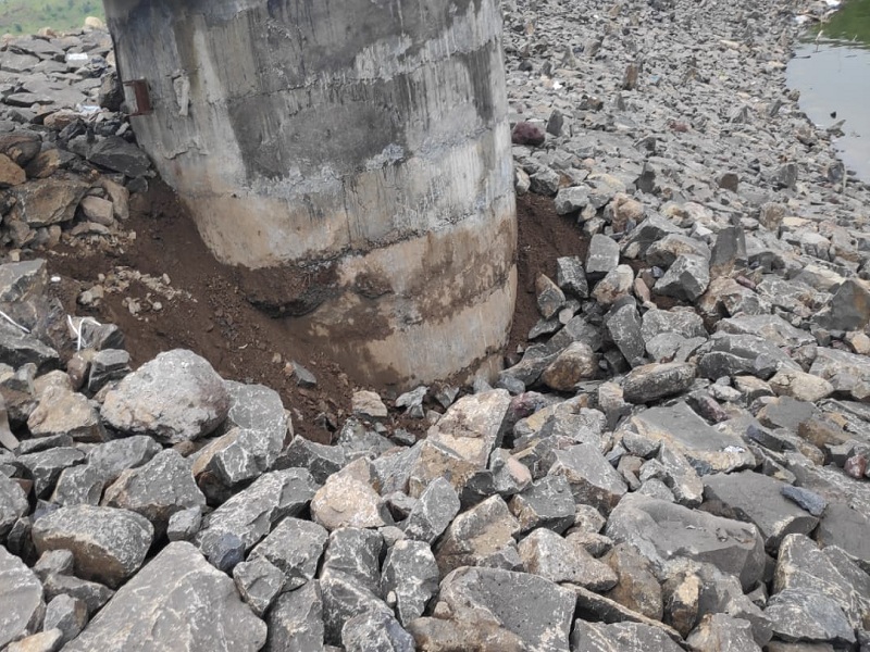 Threat to Aranwadi lake due to heavy rains; The drain will have to be blown again | अतिवृष्टीमुळे अरणवाडी तलावास धोका; सांडवा पुन्हा फोडण्याची पाटबंधारे विभागाची तयारी