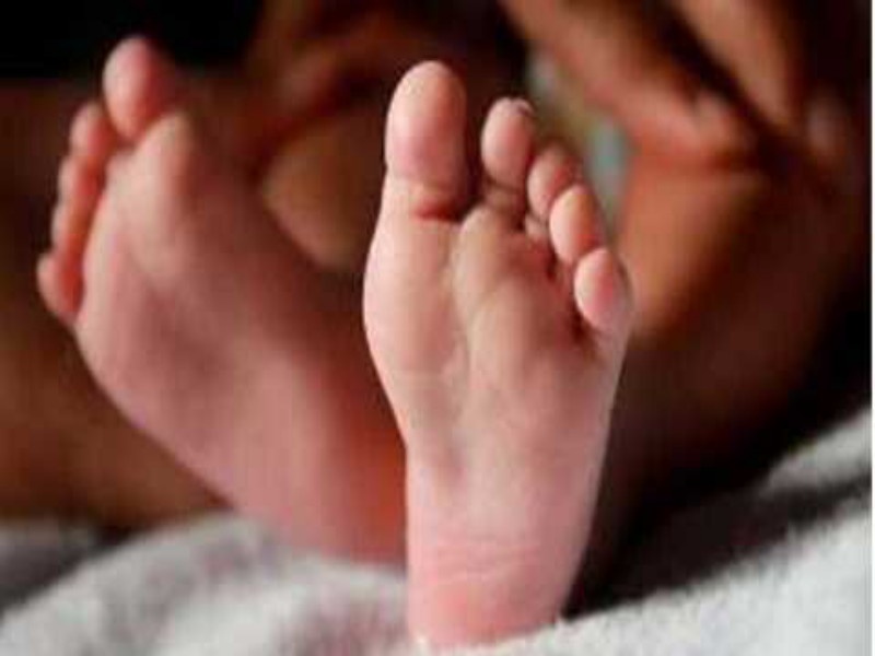 Born as Baramati, he named the baby "Narendra". | ...म्हणुन बारामतीत जन्मलेल्या ' त्या ' बाळाचे नाव ठेवले  " नरेंद्र "