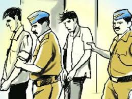 15 looted by city LCB, arrested for carrying over eight lakhs | नगर एलसीबीकडूुन १५ जणांना अटक, आठ लाखांचा मुद्देमाल जप्त