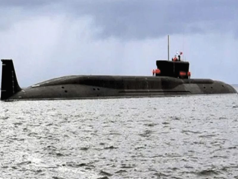  'Arihant' triumph over three-dimensional submarine | ‘अरिहंत’च्या यशाने त्रिविध संरक्षणसिद्धता, आण्विक पाणबुडीचे मोदींकडून कौतुक