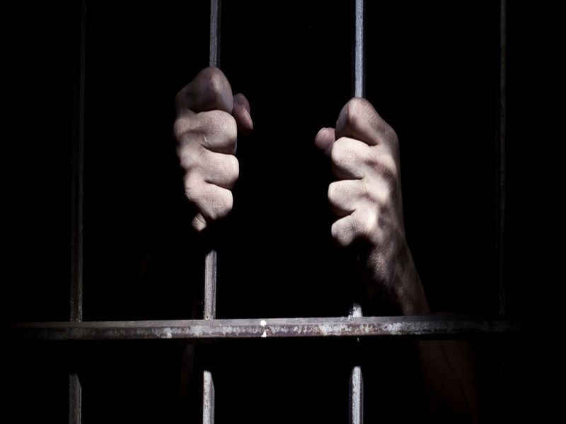 The prisoner tried for a second time suicide in prison in Beed's Jail | बीडच्या कारागृहात कैद्याने केला दुस-यांदा आत्महत्येचा प्रयत्न