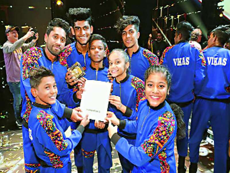 'We Unbeatable' Best in America's Got Talent of mumbai | अमेरिकाज गॉट टॅलेंटमध्ये मुंबईचा ‘वी अनबिटेबल’ सर्वोत्तम