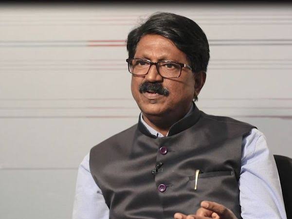Maharashtra Election 2019: Union minister Arvind Sawant resigns; Shiv Sena to exit NDA | महाराष्ट्र निवडणूक 2019 : केंद्रीय मंत्री अरविंद सावंत मंत्रिपदाचा राजीनामा देणार; शिवसेना एनडीएतून बाहेर पडण्याची शक्यता