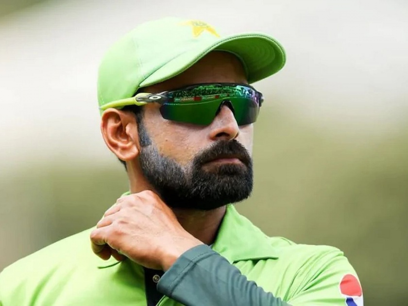 No petrol no cash The former Pakistan cricketer mohammad hafeez tweet about economic crisis in pakistan | 'ना पेट्रोल, ना कॅश...'; माजी क्रिकेटरनं सांगितले पाकिस्तानचे हाल