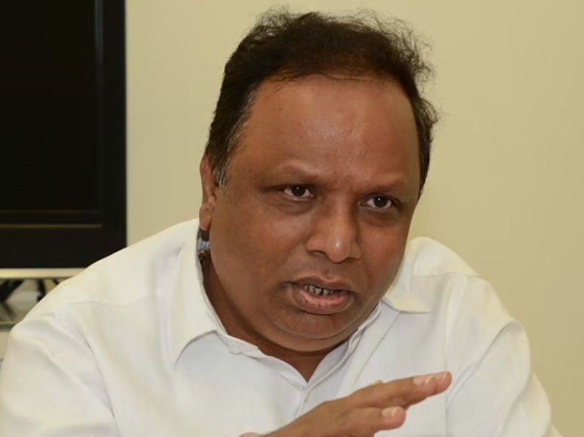 bjp leader ashish shelar criticized mumbai municipal corporation and state government | सामान्य मुंबईकरांची पाकीटमार, श्रीमंतांना भरघोस सूट, महापालिका दिवाळखोरीत; भाजपचा आरोप