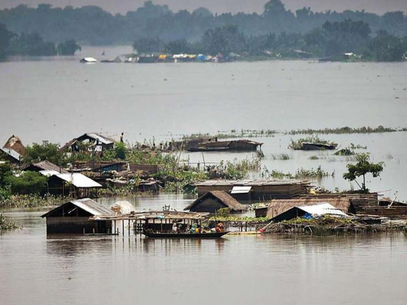 Over 54 lakh affected 81 dead due to Assam flood PM narendra modi assures help | आसाममधील पुराचा ५४ लाख जणांना फटका, ८१ मृत्यूमुखी; पंतप्रधान मोदींकडून मदतीचं आश्वासन