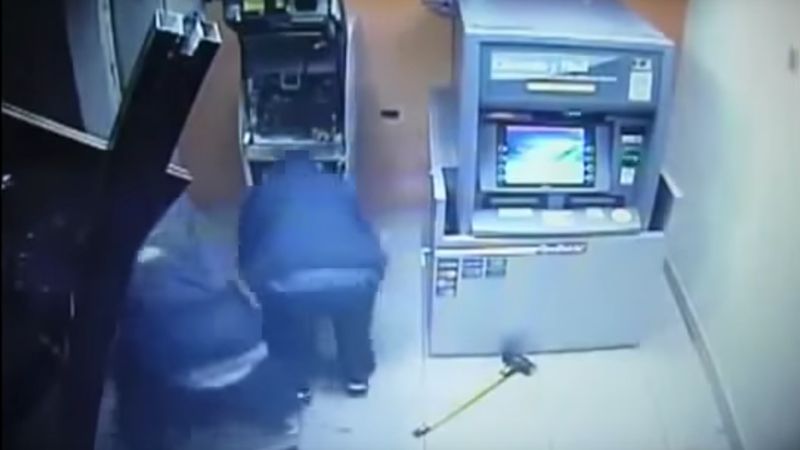 The bank of the district of Jalgaon was hacked by the bank's ATM | हरियाणाच्या टोळीनेच फोडले जळगाव जिल्ह्यातील बॅँकाचे एटीएम