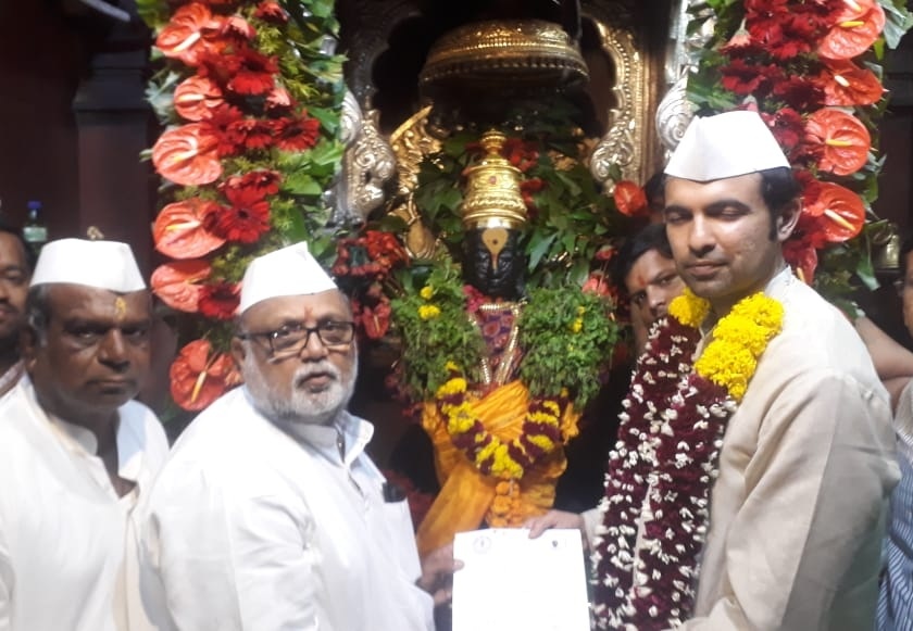 Atul Bhosle resigns as chairman of Vitthal Rukmini temple committee | विठ्ठल रुक्मिणी मंदिर समितीच्या अध्यक्षपदाचा अतुल भोसले यांनी दिला राजीनामा