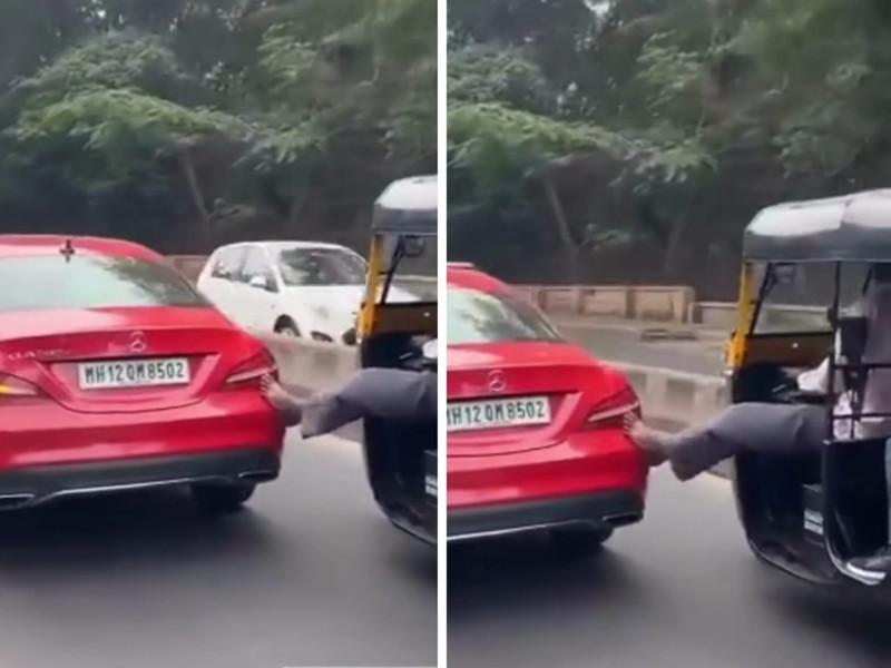 Something can happen in Pune A Mercedes car hits a rickshaw puller watch the video... | पुण्यात काही घडू शकतं...! शक्तीमान रिक्षावाला; चक्क मारतोय मर्सिडीज गाडीला धक्का, पहा व्हिडिओ...