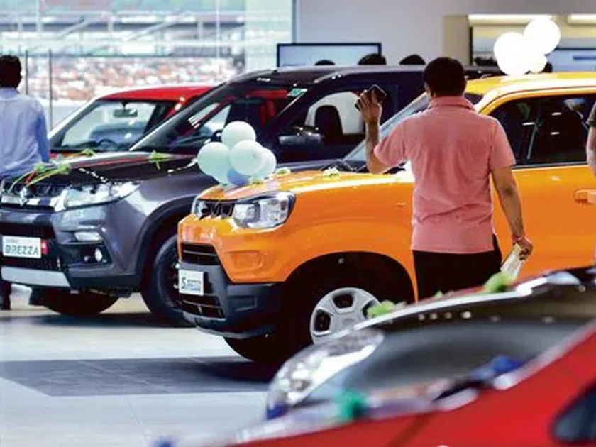 Vehicle sales to slow in 2024; Finch's report on Auto companies, EV Sales will Boost | ऑटो कंपन्यांमध्ये खळबळ! २०२४ मध्ये वाहनांची विक्री मंदावणार; फिंचचा अंदाज