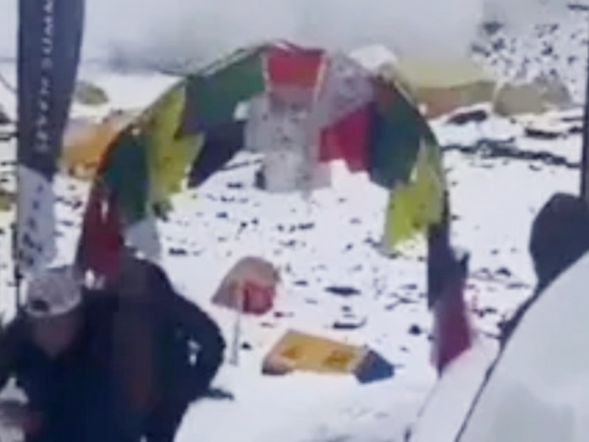 Uttarakhand Avalanche 29 mountaineers trapped in Draupadi Danda-2 peak, rescue operations underway CM Pushkar Singh Dhami Informs | Uttarakhand Avalanche, Mountaineers Trapped: उत्तरकाशीमध्ये बर्फाच्या वादळामुळे शिखरावर अडकले २८ गिर्यारोहक, आतापर्यंत १० जणांचा