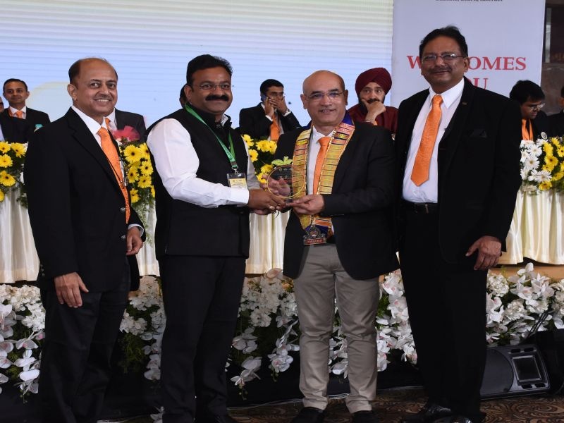 Awarded to Dr. Dharmendra Patil | डॉ.धर्मेंद्र पाटील यांना पुरस्कार प्रदान