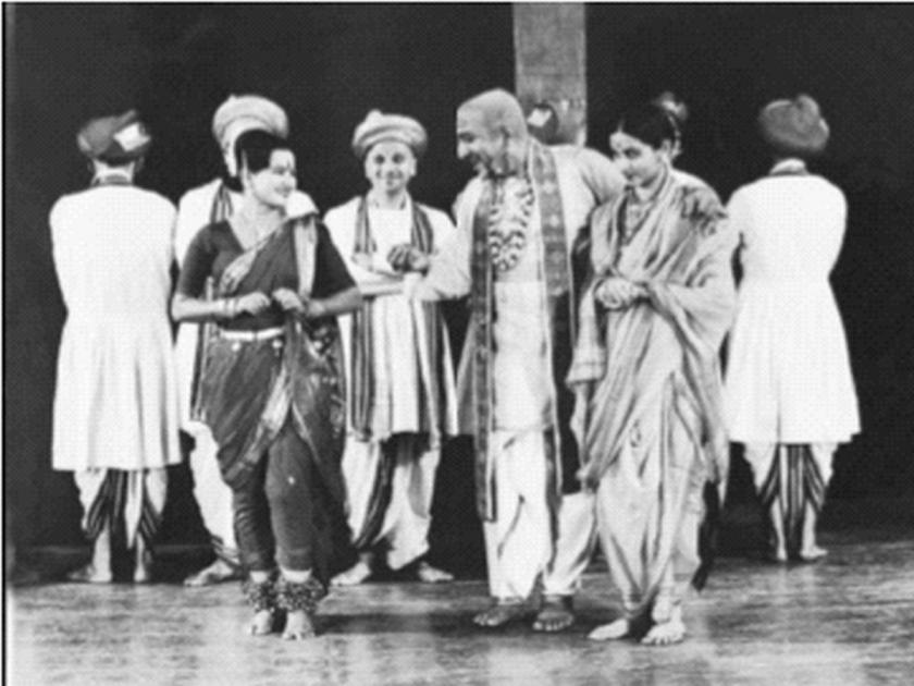 'Gashiram Kotwal' play did twenty years without taking money! | वीस वर्षे पैसे न घेता केले ‘घाशीराम कोतवाल’!