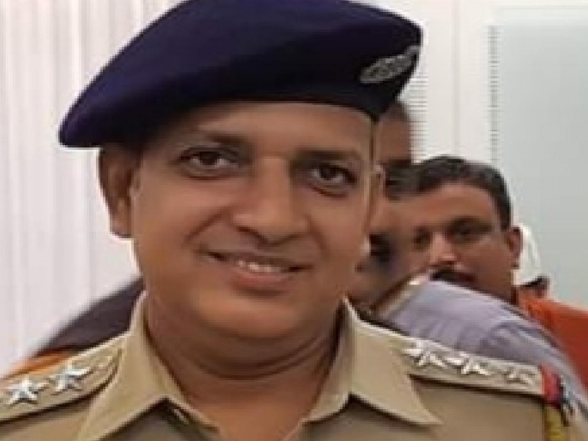 Police force loses intelligent officer, Azam Patel dies due to corona | पोलीस दलाने हुशार अधिकारी गमावला, कोरोनामुळे आझम पटेल यांचं निधन 