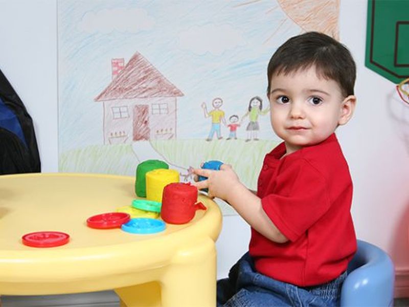 Toys are dangerous to your kids and even some older ones | खेळण्यांमुळे लहान मुलांना होऊ शकतात अनेक गंभीर आजार - रिसर्च
