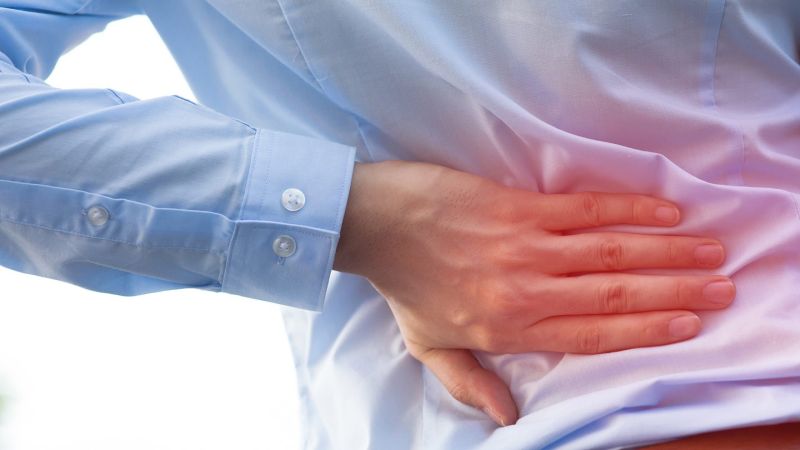 Uncomfortable back pain | असह्य पाठदुखी