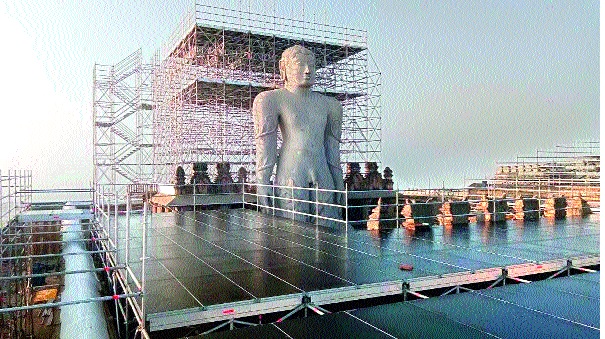  40 committees for Bahubali Mastakabhishek Festival will be organized: Abhishek will be held on 1035 years old idol | बाहुबली मस्तकाभिषेक सोहळ्यासाठी ४० समित्या श्रवणबेळगोळ सज्ज : १०३५ वर्षे जुन्या मूर्तीवर होणार अभिषेक