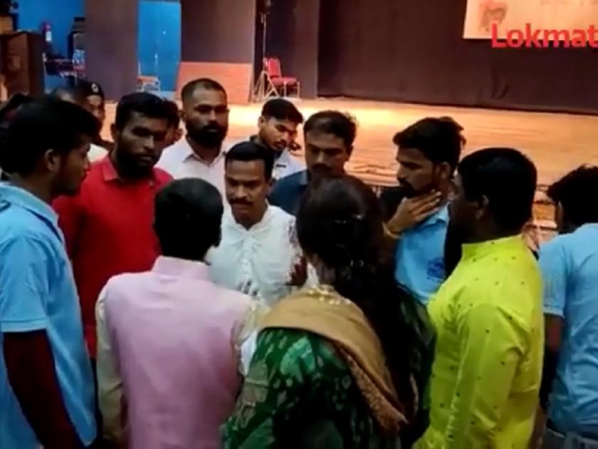Drama canceled at Dr. Babasaheb Ambedkar Marathvada university's Youth Festival; Accused of hurting religious sentiments | Video: विद्यापीठ युवक महोत्सवात प्रहसन बंद पाडले; धार्मिक भावना दुखावल्याचा आरोप