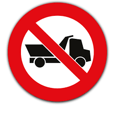 Ban on heavy vehicles roads in 10 roads in Akola city | अकोला शहरातील १० रस्त्यांवर जड वाहतुकीस बंदी