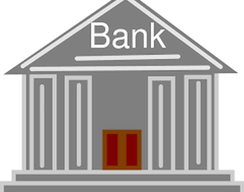 Banks' schedules also changed; Banks will be open from 8am to12 Pm from tomorrow! | बँकांचे वेळापत्रकही बदलले ; उद्यापासून सकाळी ८ ते १२ पर्यंतच उघडतील बँका!