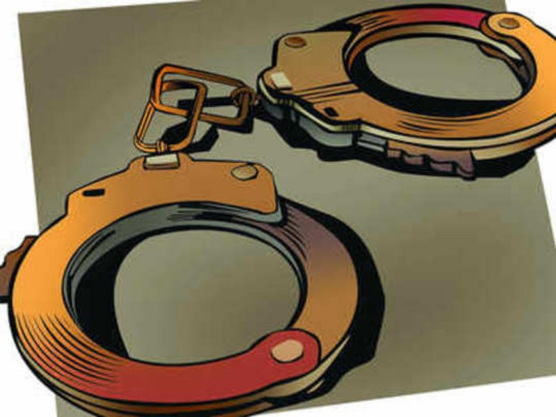 Accused of defaulting on Rs 2 crore 3 lakh handcuffs | २ कोटी ३ लाखांचे कर्ज बुडवणाऱ्या आरोपींना ठोकल्या बेड्या