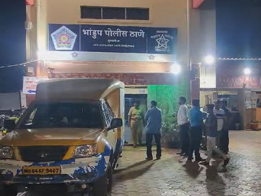 3 Crore cash seized from a Bhandup in Mumbai during the campaign frenzy | प्रचाराच्या रणधुमाळीदरम्यान मुंबईतील भांडुपमधून तीन कोटींची रोकड जप्त, तपास सुरू