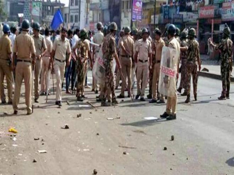 Koregaon Bhima Violence Case: The accused brought together Dalit community to remove the government | कोरेगाव भीमा हिंसाचार प्रकरण: 'सरकार हटविण्यासाठी आरोपींनी दलित समाजाला एकत्र केले'
