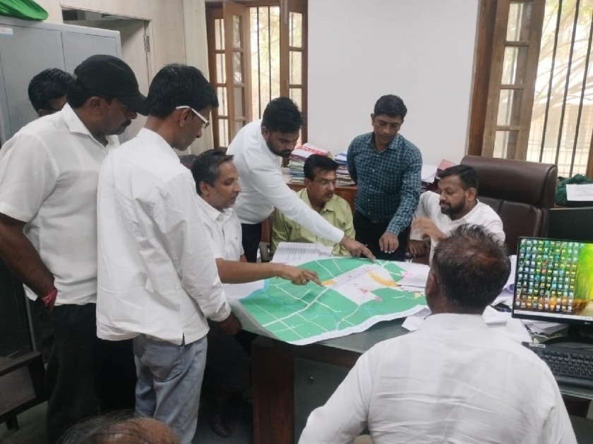 Highway affected farmers of Bhuye-Bhuyewadi in Kolhapur boycotted voting | कोल्हापुरातील भुये-भुयेवाडी येथील महामार्ग बाधित शेतकऱ्यांचा मतदानावर बहिष्कार, ग्रामस्थांच्या बैठकीत निर्णय