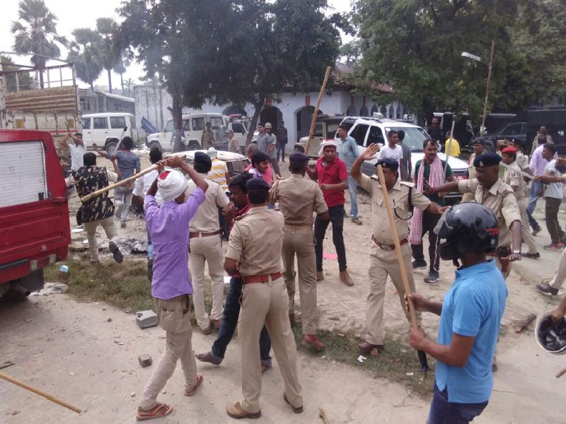  One killed in bloody Diwali police firing in Bihar | बिहारमध्ये रक्तरंजित दिवाळी पोलीस गोळीबारात एक ठार