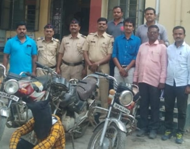 Construction laborer becomes a two-wheeler thief for addiction in Aurangabad | नशेच्या सवयीने बांधकाम मजूर बनला दुचाकी चोर