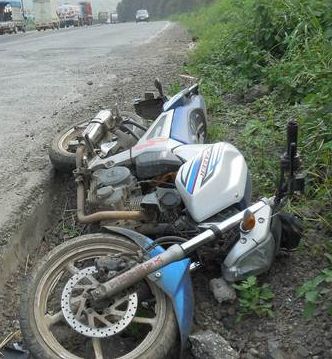  One dies after two-wheeler slip | दुचाकी स्लिप होउन एकाचा मृत्यू