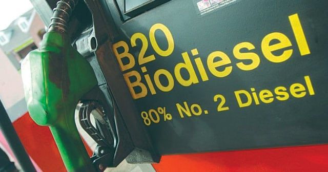 Unlicensed sale of biodiesel at the pump! | विना परवाना बायोडिझेलची पंपावरून विक्री!