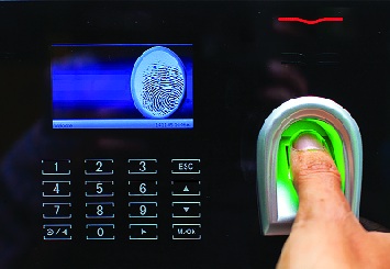Biometric use for presence in 600 government offices in Parbhani district | परभणी जिल्ह्यातील ६०० शासकीय कार्यालयात उपस्थितीसाठी बायोमॅट्रिकचा वापर