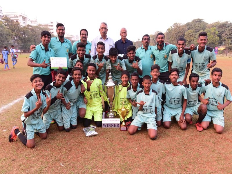 BMC Center won the BIPIN Intercenter Football Cup | बीएमसी केंद्राने पटकावला बीपिन आंतरकेंद्र फुटबॉल चषक