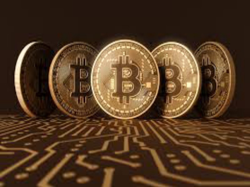Targets for convert black money to businessmen into a bitcoin | काळा पैसा बिटकॉईनमध्ये रुपांतरीत करण्यासाठी व्यावसायिक ठरताहेत टार्गेट