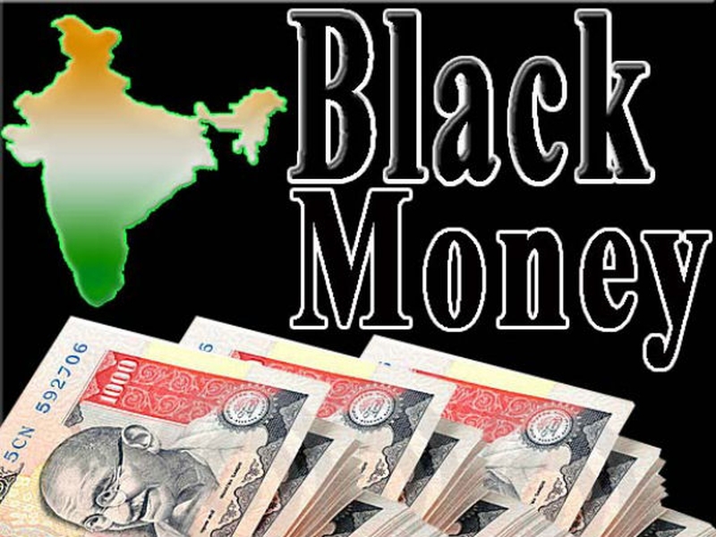 Black money in foreign banks only | काळा पैसा परदेशातील बँकांमध्येच