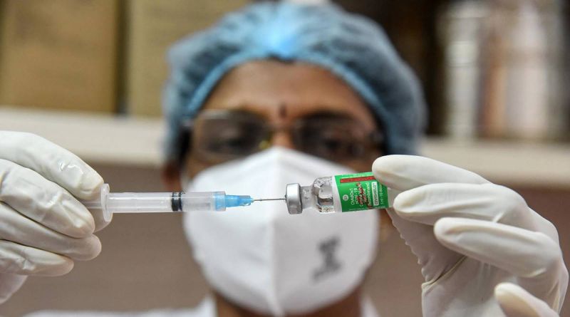 Corona Vaccination: 61 senior citizens were vaccinated on the first day in Buldana district | Corona Vaccination : बुलडाणा जिल्ह्यात पहिल्या दिवशी ६१ ज्येष्ठांना दिली लस