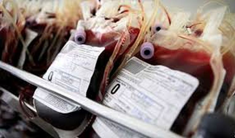 Corona effect: Decreased blood collection in Akola | ‘कोरोना’चा फटका: रक्त संकलन घटले