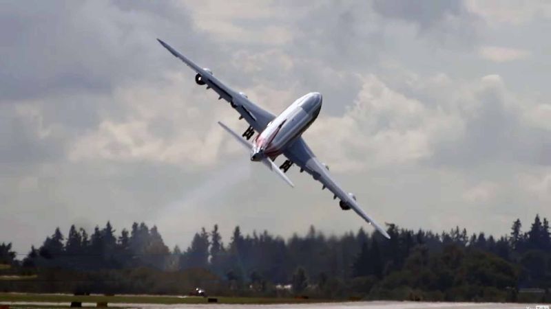 28 planes take off from Nagpur airport | नागपूर विमानतळावरून आता २८ विमानांचे ‘टेक ऑफ’