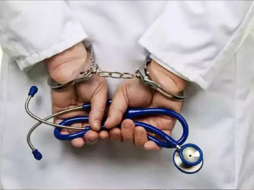 Crime News: Bogus doctor caught in Acegaon! | Crime News: आसेगाव येथे बोगस डॉक्टर पकडला!