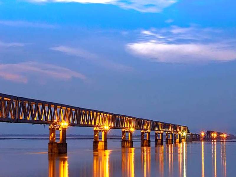 India's longest road-rail bridge to be inaugurated by PM Modi this year | भारतातील सर्वात मोठ्या रस्ते आणि रेल्वेपुलाचे पंतप्रधानांच्या हस्ते होणार उद्घाटन