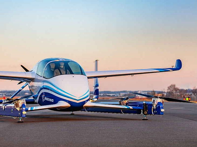 Boeing successfully tested autonomous flying taxi | बोईंगची केवळ विमानेच नाहीत...तर हवेत उडणारी टॅक्सीही आली