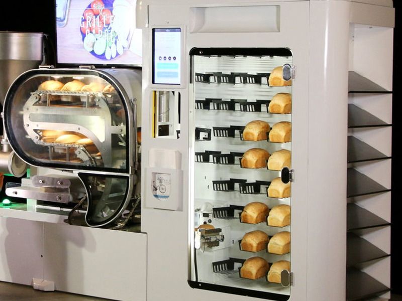 CES 2019: A bread robot Consumer Electronics Show kicks off in Las Vegas | CES 2019 : आपलं जगणं सोपं करण्यासाठी येतेय 'ब्रेडबोट'