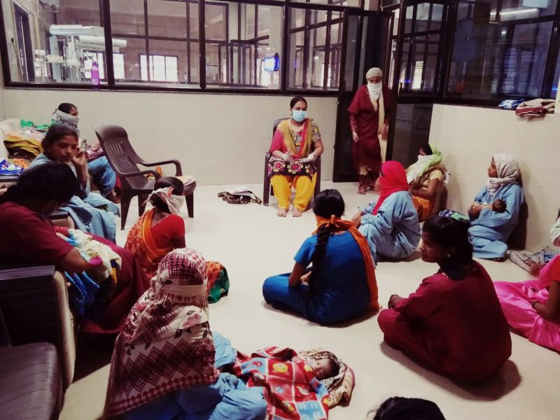 Breastfeeding week begins in Washim district | स्तनपान सप्ताहाला वाशिम जिल्ह्यात प्रारंभ 
