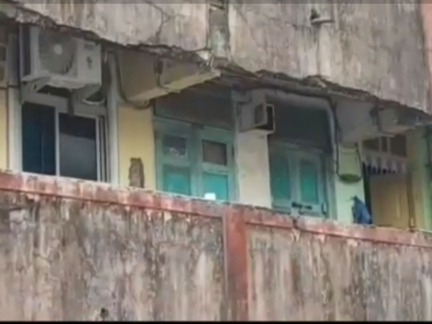 Employees of Bhiwandi Municipal Corporation live in dangerous buildings | भिवंडी महापालिकेतील कर्मचाऱ्यांचे धोकादायक इमारतींमध्ये वास्तव्य