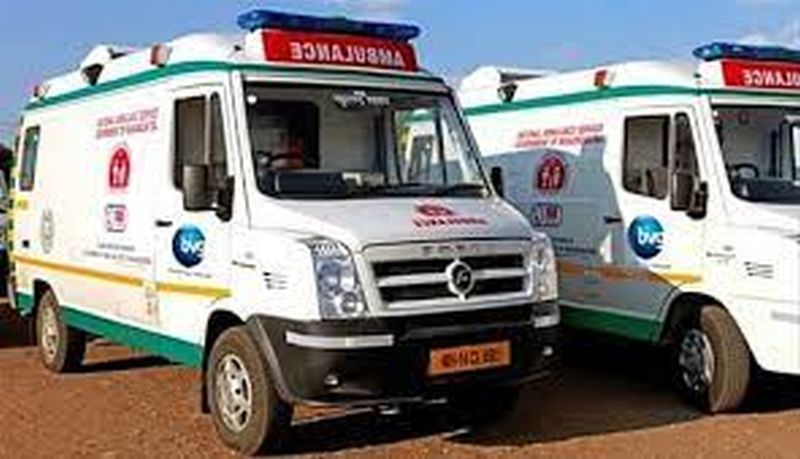 Buldana district will get eight ambulances |  बुलडाणा जिल्ह्यास मिळणार आठ रुग्णवाहिका