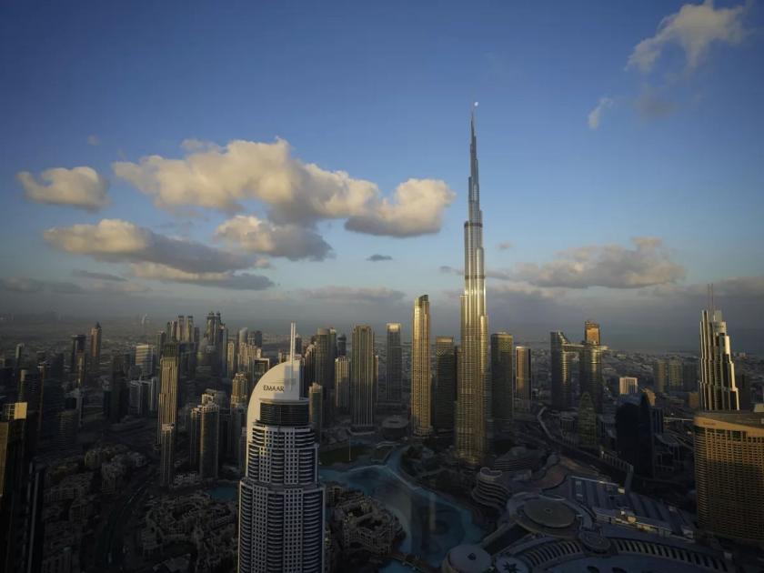 Emaar planning a 'female' version of Burj Khalifa in Dubai Creek Harbour | आता बुर्ज खलिफाचे 'फीमेल' व्हर्जन बांधले जाणार, मॉलमध्ये धावणार इलेक्ट्रिक कार!